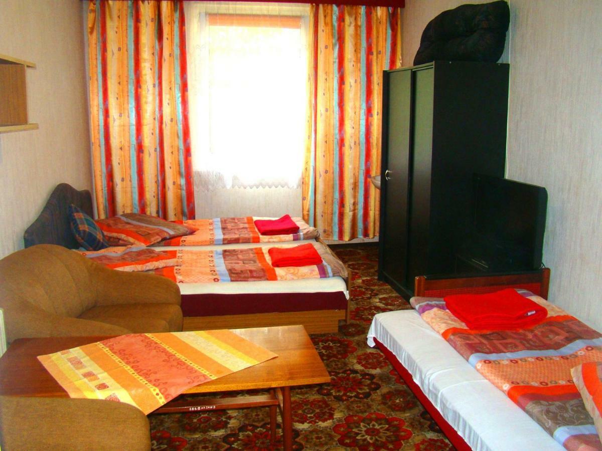 Hotel Osrodek Wypoczynkowy Oaza Kuznica Zbaska Esterno foto