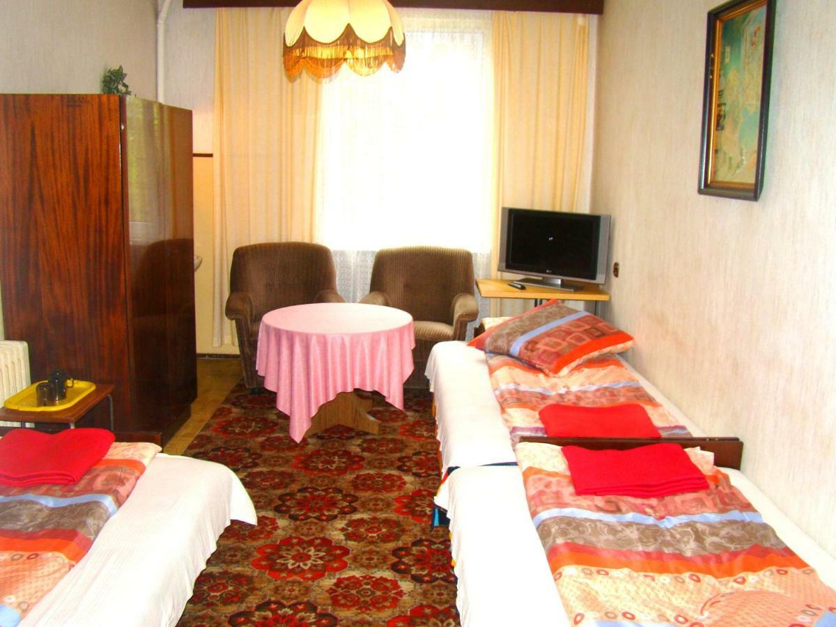 Hotel Osrodek Wypoczynkowy Oaza Kuznica Zbaska Esterno foto