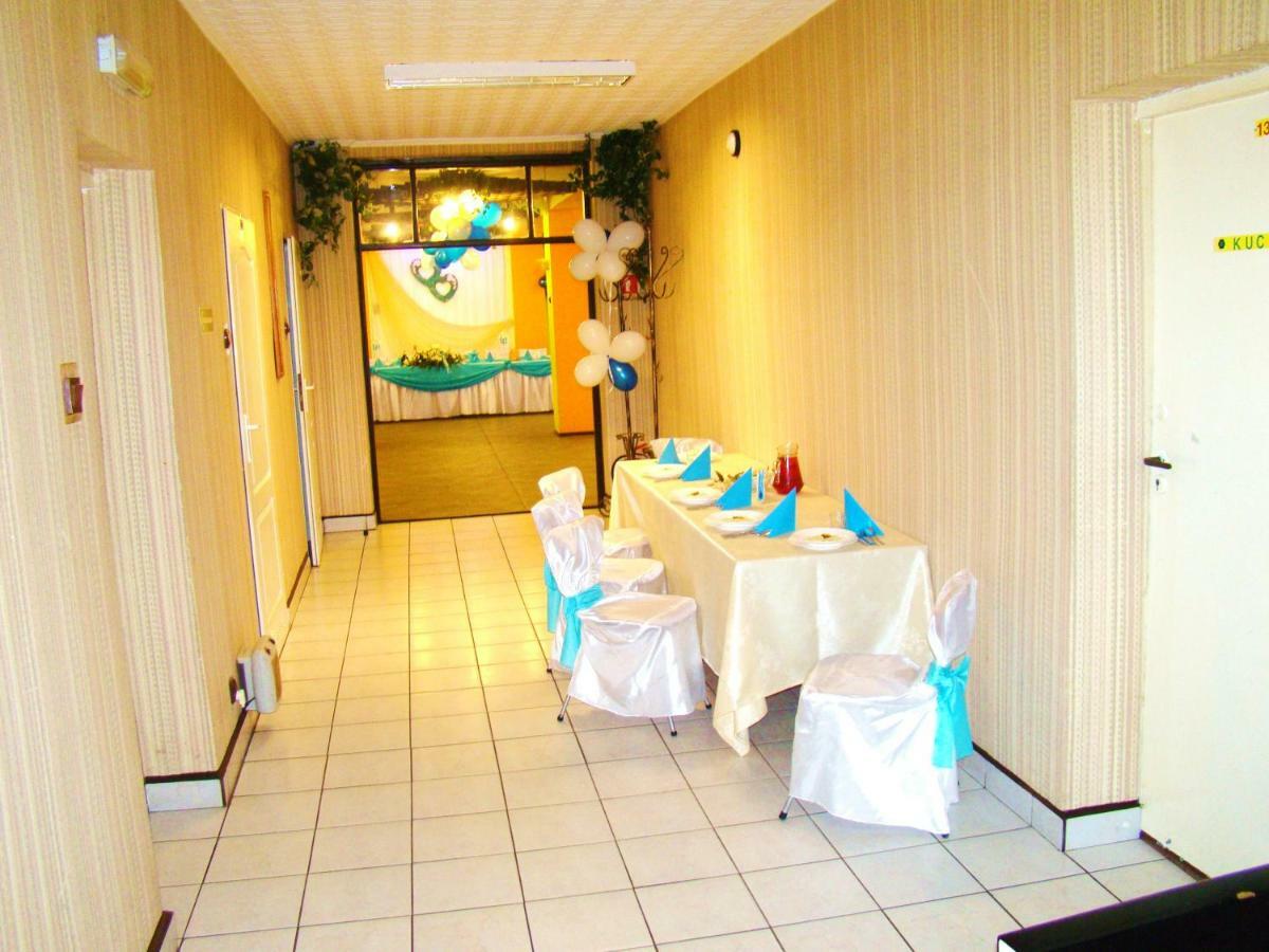 Hotel Osrodek Wypoczynkowy Oaza Kuznica Zbaska Esterno foto